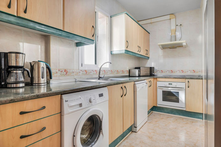 Image No.13-3 Bed Apartment for sale