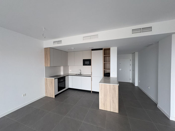 Image No.20-3 Bed Apartment for sale