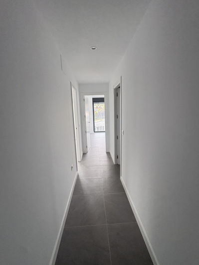 Image No.23-3 Bed Apartment for sale