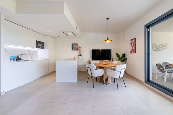 Image No.20-2 Bed Apartment for sale
