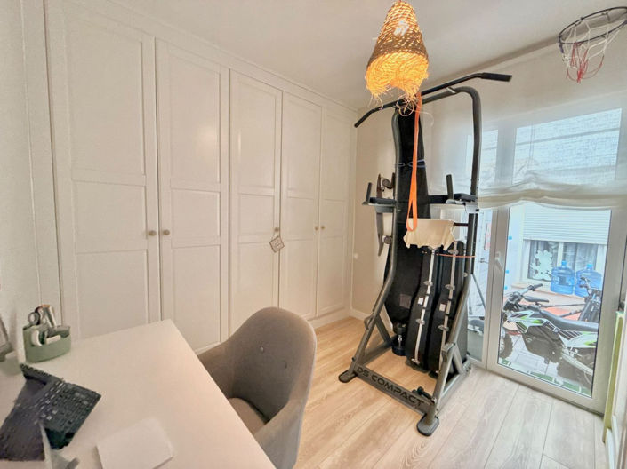 Image No.14-2 Bed Apartment for sale