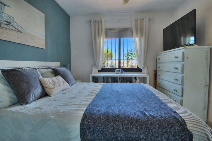 Image No.16-2 Bed Apartment for sale