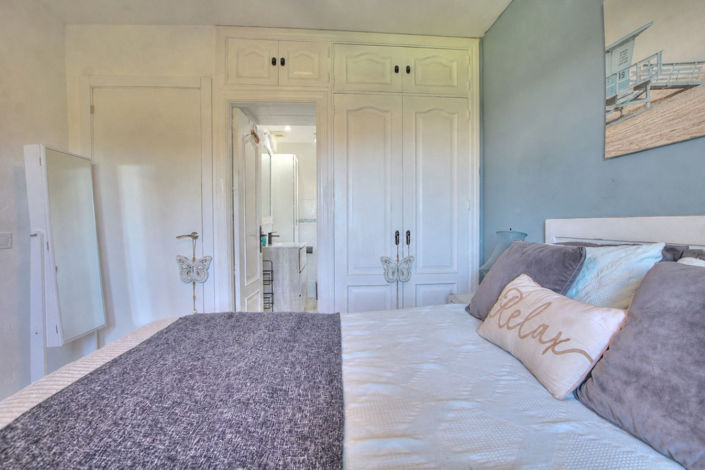 Image No.17-2 Bed Apartment for sale