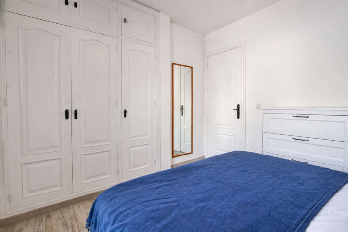 Image No.20-2 Bed Apartment for sale