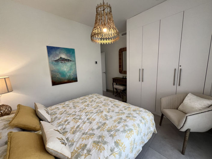 Image No.40-3 Bed Apartment for sale