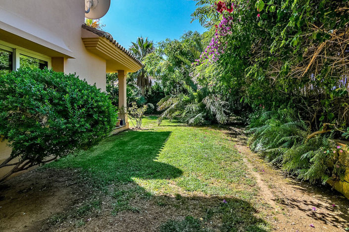 Image No.23-4 Bed Semi-Detached for sale