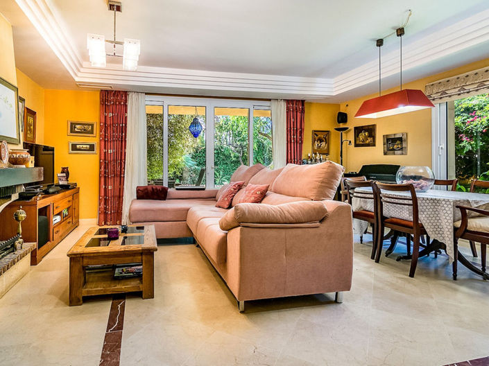 Image No.8-4 Bed Semi-Detached for sale