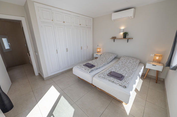 Image No.16-2 Bed Townhouse for sale