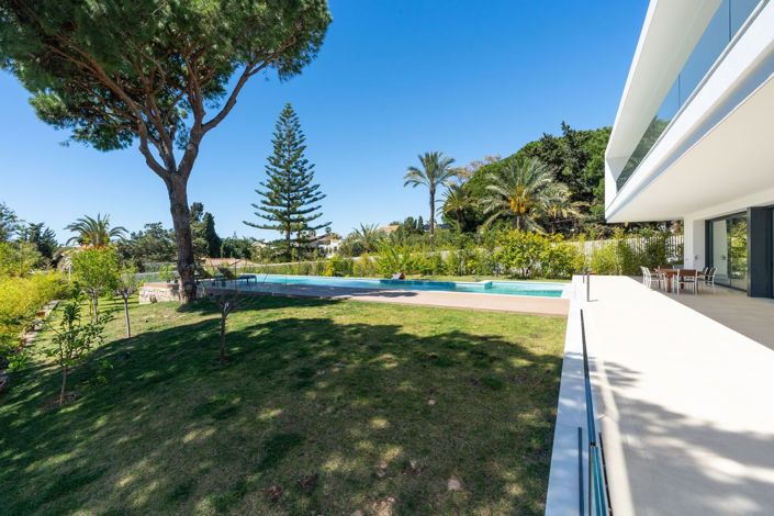 Image No.15-6 Bed Villa for sale