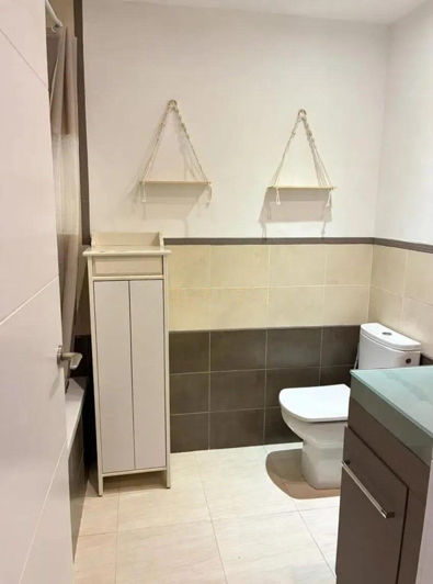 Image No.20-3 Bed Townhouse for sale