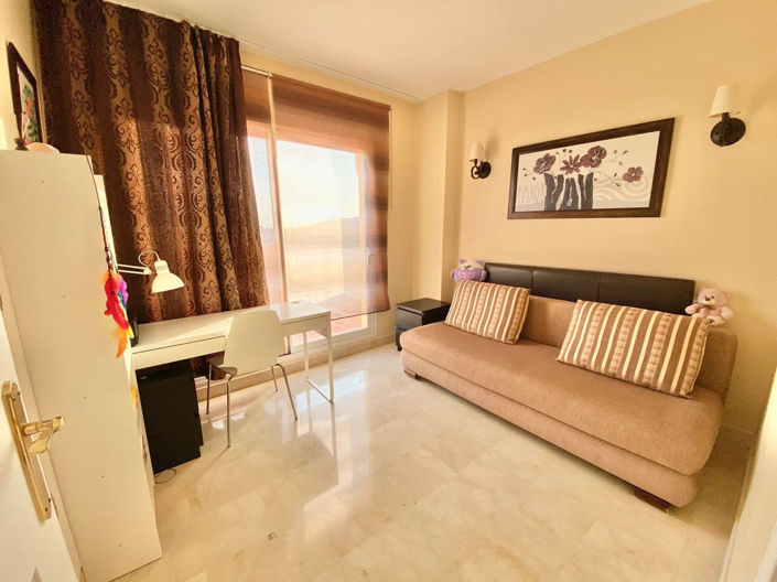 Image No.27-3 Bed Apartment for sale
