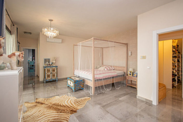 Image No.21-4 Bed Villa for sale