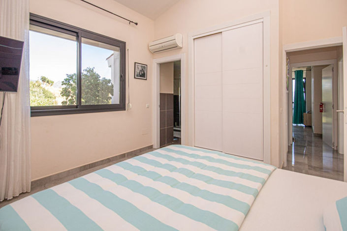 Image No.45-4 Bed Villa for sale