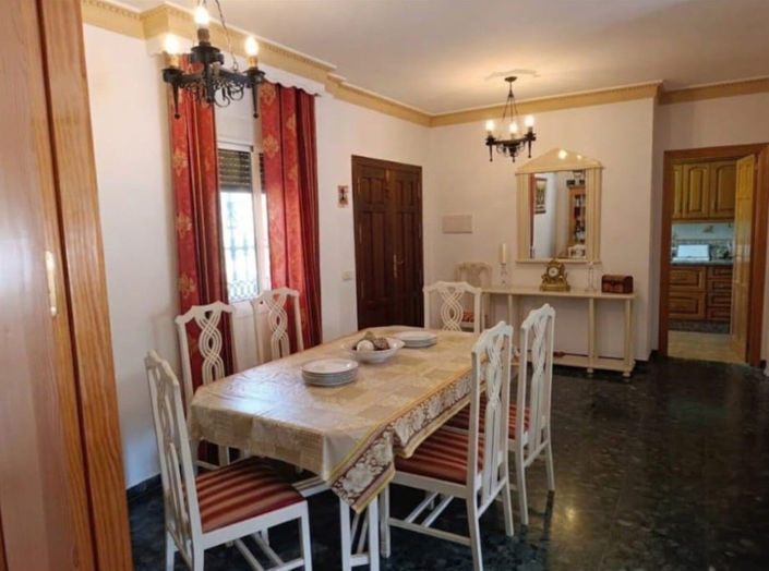Image No.6-4 Bed Villa for sale
