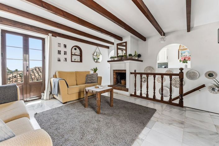 Image No.18-2 Bed Townhouse for sale
