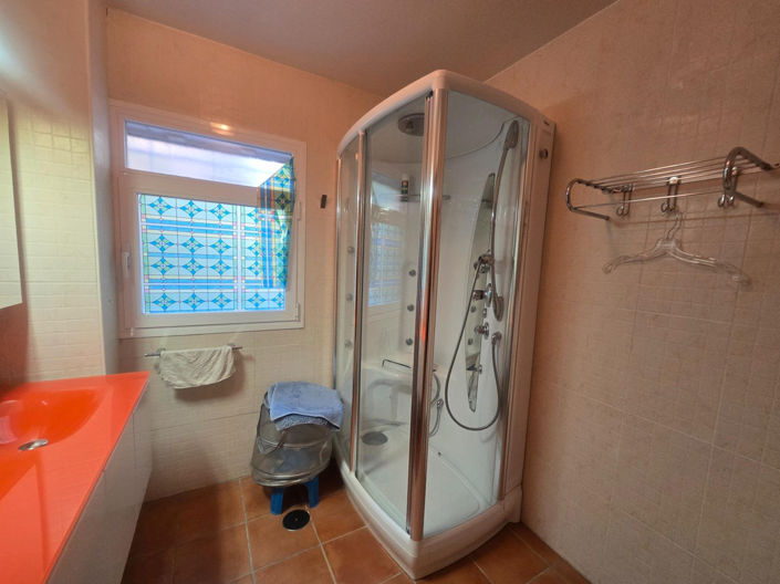 Image No.21-3 Bed Villa for sale
