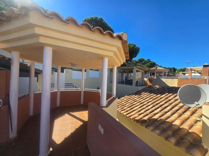 Image No.29-3 Bed Villa for sale