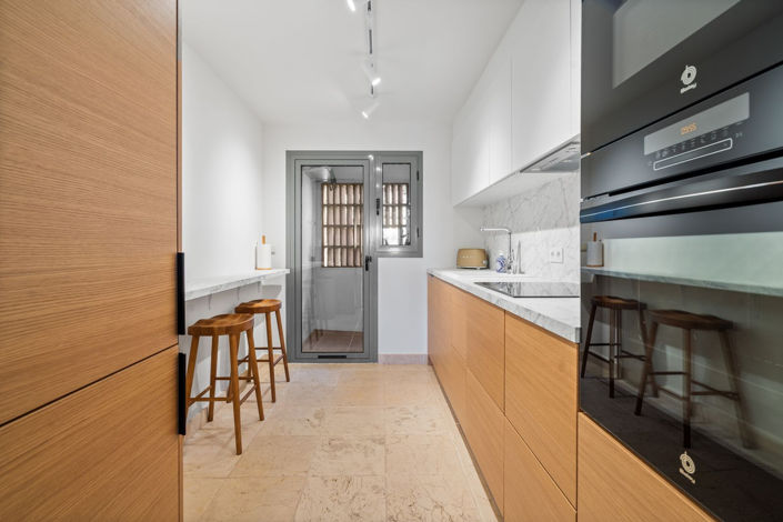 Image No.12-2 Bed Apartment for sale