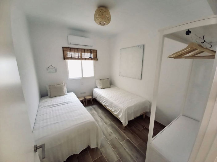 Image No.36-4 Bed Apartment for sale