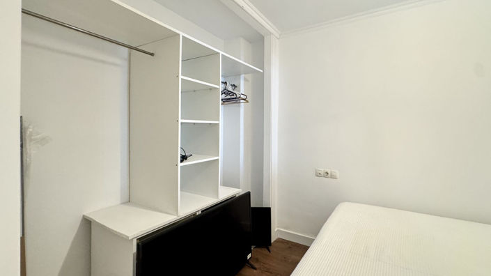 Image No.20-2 Bed Apartment for sale