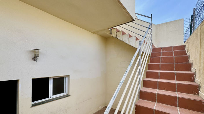 Image No.37-2 Bed Apartment for sale