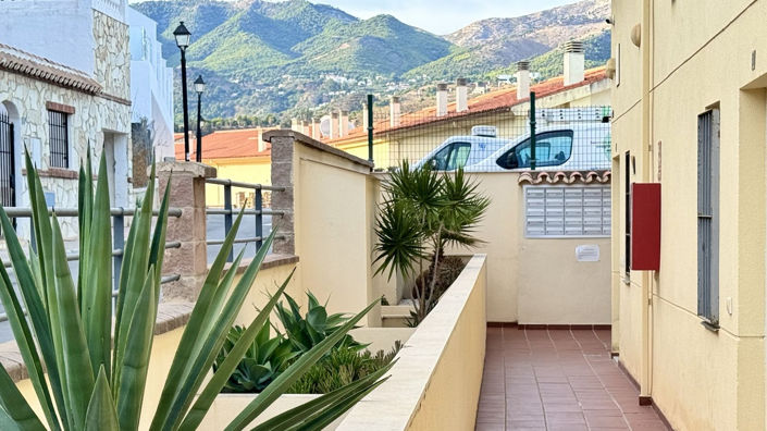 Image No.38-2 Bed Apartment for sale