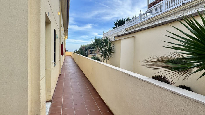 Image No.40-2 Bed Apartment for sale