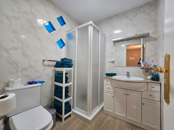 Image No.30-2 Bed Apartment for sale