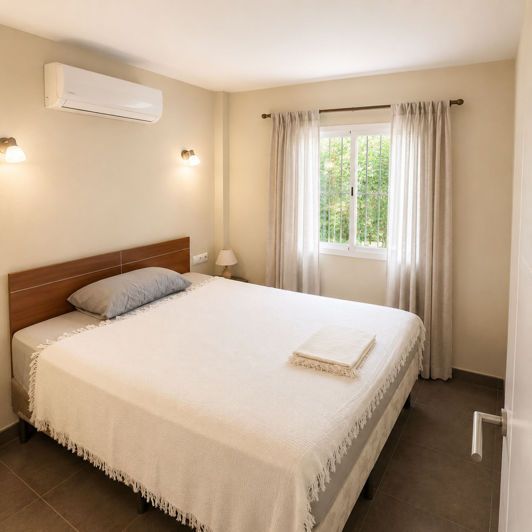 Image No.9-4 Bed Villa for sale