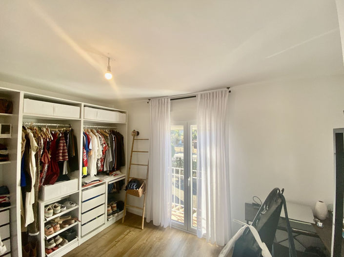 Image No.21-3 Bed Townhouse for sale