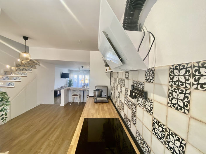 Image No.30-3 Bed Townhouse for sale