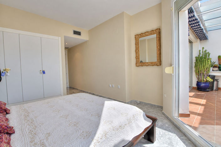 Image No.15-2 Bed Apartment for sale