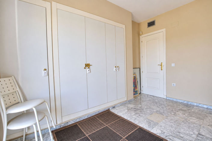 Image No.18-2 Bed Apartment for sale
