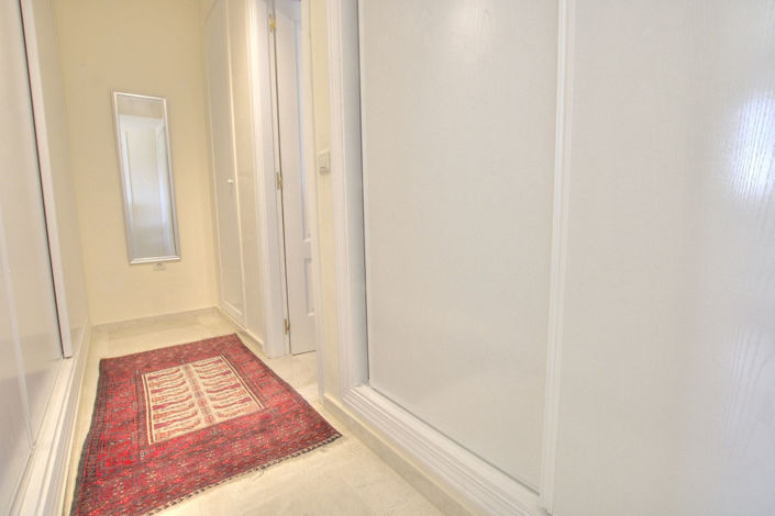Image No.15-4 Bed Apartment for sale
