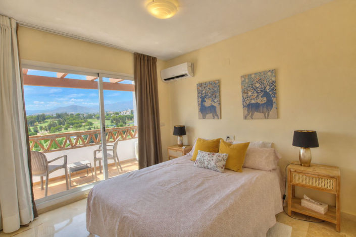 Image No.22-4 Bed Apartment for sale