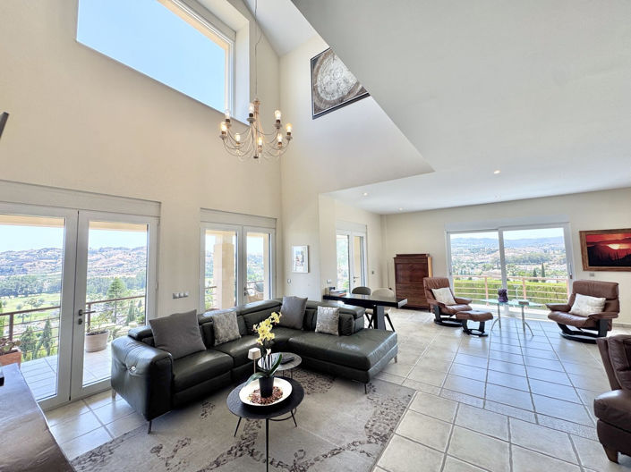 Image No.11-6 Bed Villa for sale