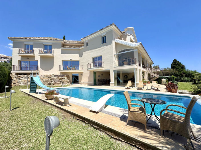 Image No.6-6 Bed Villa for sale