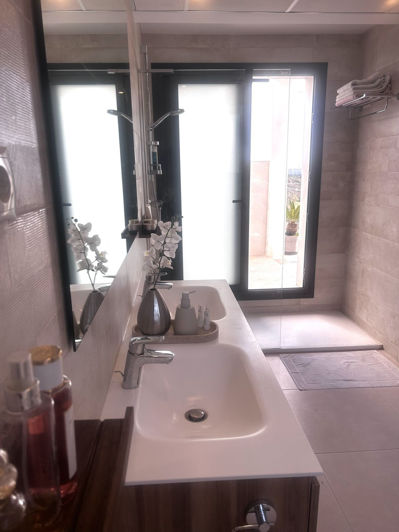 Image No.45-3 Bed Apartment for sale