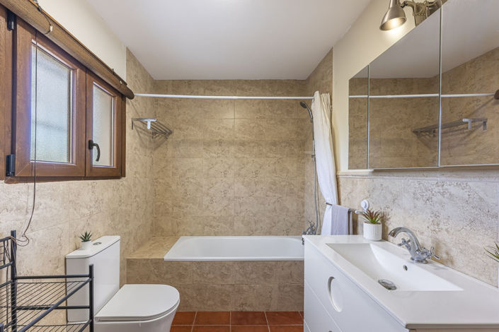 Image No.8-3 Bed Villa for sale