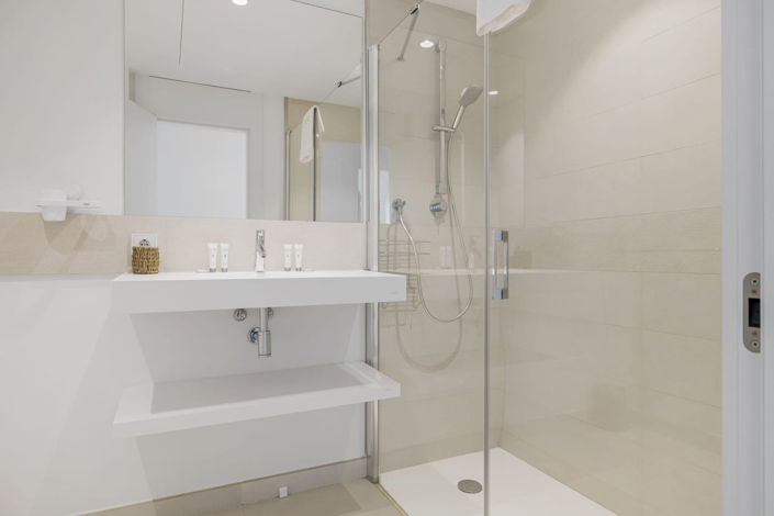 Image No.15-2 Bed Apartment for sale
