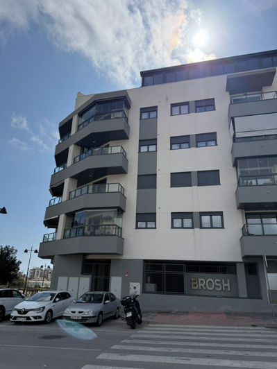 Image No.28-2 Bed Apartment for sale