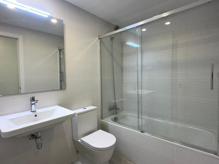 Image No.15-3 Bed Apartment for sale