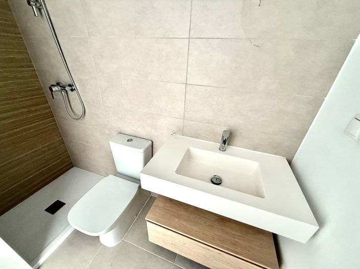 Image No.16-2 Bed Apartment for sale
