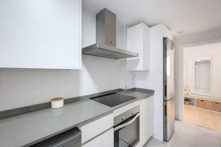 Image No.18-3 Bed Apartment for sale