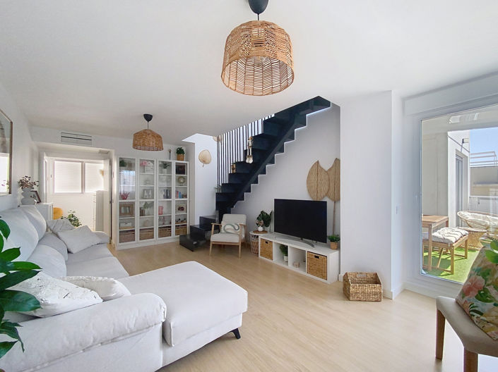 Image No.8-3 Bed Apartment for sale