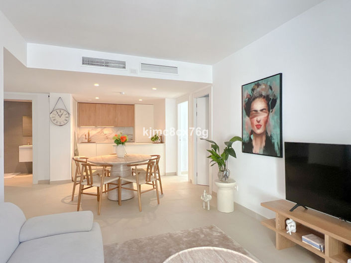 Image No.3-3 Bed Apartment for sale