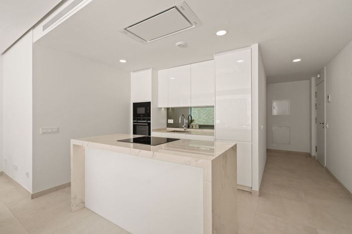 Image No.17-3 Bed Apartment for sale