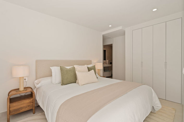 Image No.21-3 Bed Apartment for sale
