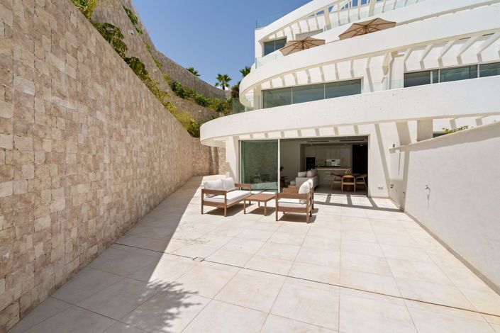 Image No.29-3 Bed Apartment for sale