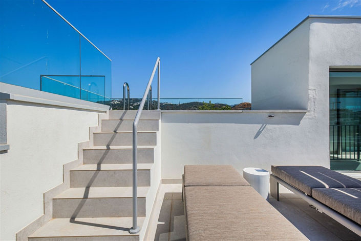 Image No.35-3 Bed Apartment for sale
